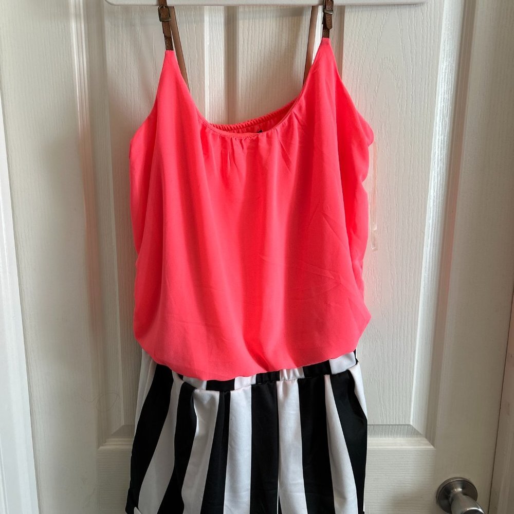Toxik 3 Black & White shorts with neon coral top straps Jumpsuit Romper Size L